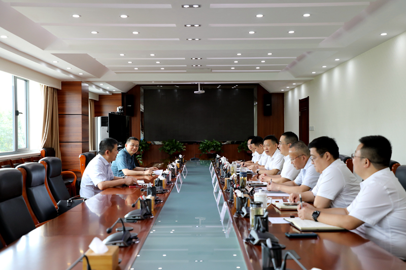 建工控股黨委委員、總會計師王淑德赴公司調(diào)研 - 副本